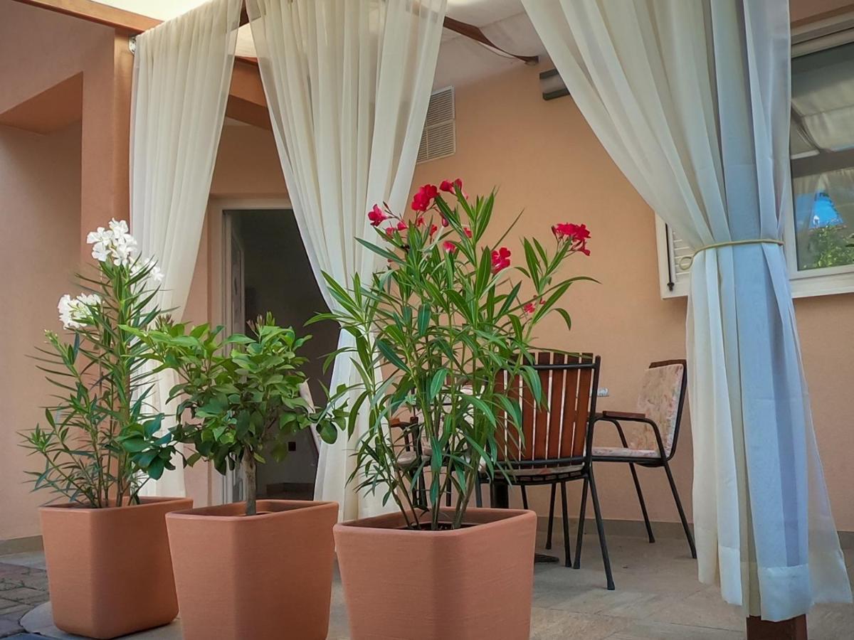 Premium Apartments Tade Funtana Luaran gambar