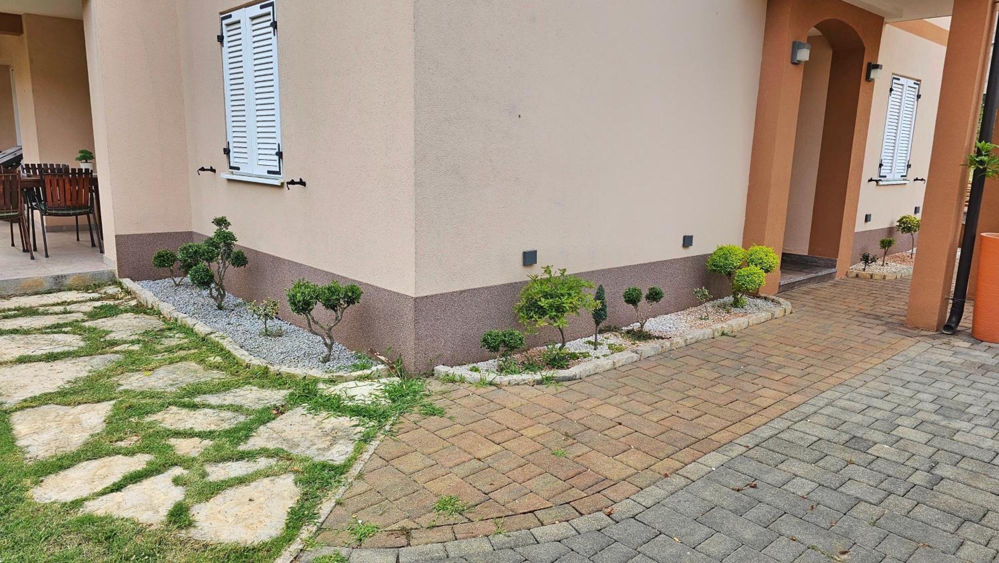 Premium Apartments Tade Funtana Luaran gambar